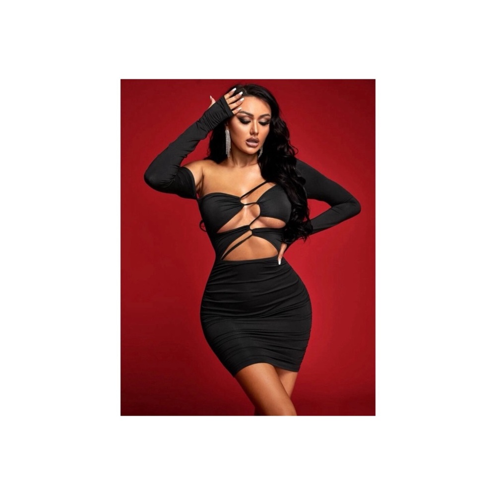 Long sleeve black dress